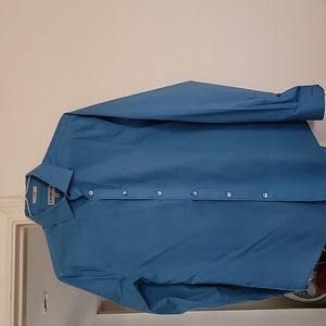 Express, Fitted Medium, Light blue, none Iron dress shirt